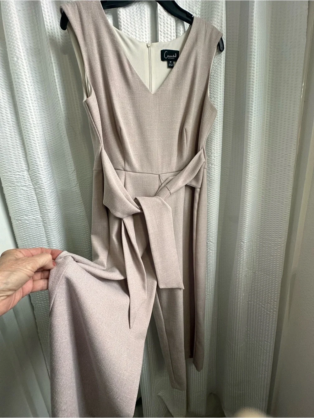 connected apparel sleeveless neck